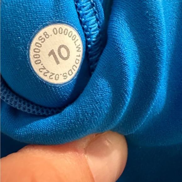 *SOLD* NWT Lululemon Align Tank Top Size 10 - Picture 8 of 9